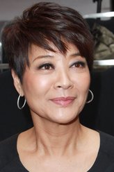 春潮金燕玲