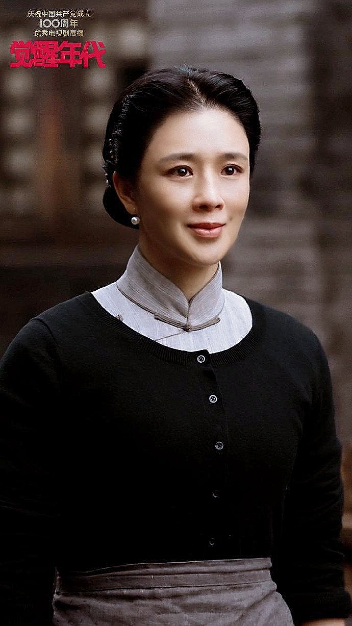 《觉醒年代》包揽白玉兰8项提名 未被提名演员张桐周显欣等让观众直呼意难平
