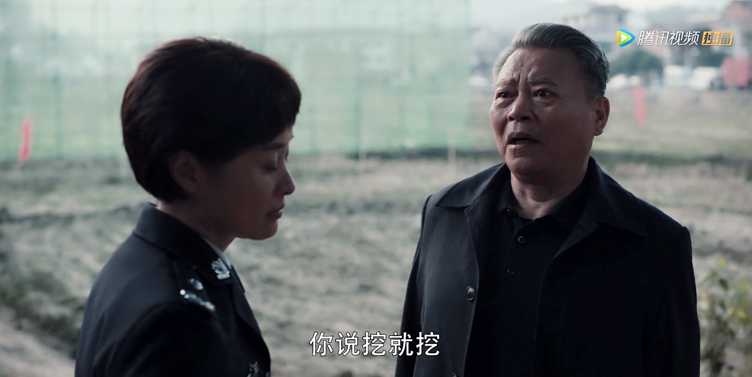 赵小锐《扫黑风暴》热播 村霸曹鹏“戏精”附体引热议