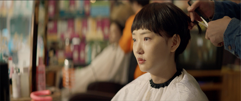 剧集《胆小鬼》首发预告 周依然“大力娇”之后演“冯雪娇”