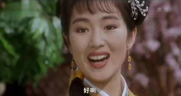 《唐伯虎点秋香》中巩俐最美?你是忘了郑佩佩吗,经历更是传奇