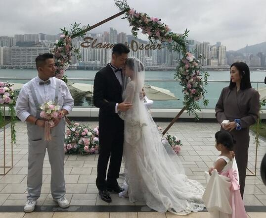 超浪漫!萧润邦愿为爱妻江若琳“挡子弹”