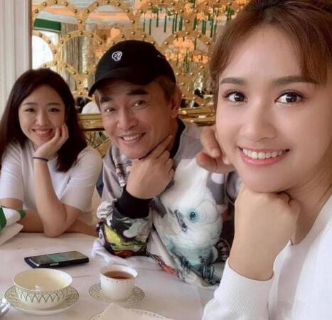一家人基因强大!吴宗宪二女儿正面照曝光