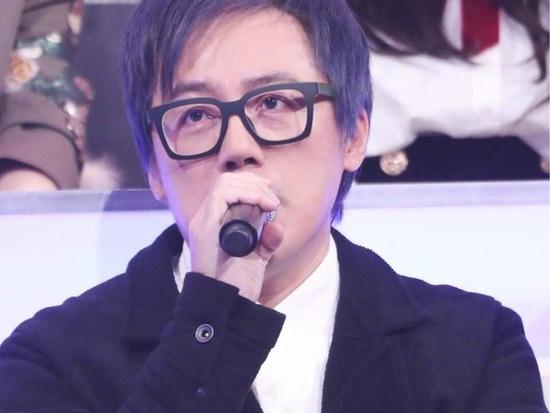 张宇被曝停工因嗓子出问题 经纪人否认称单纯休息